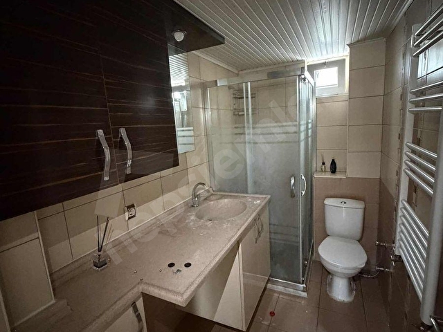 BAĞBAŞI MİGROS IŞIKLARI ALTINDA 2+1 110M2 ARA KAT KİRALIK DAİRE! - Görsel 11
