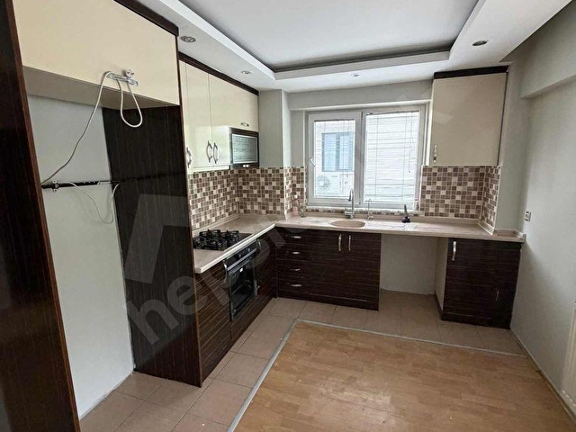 BAĞBAŞI MİGROS IŞIKLARI ALTINDA 2+1 110M2 ARA KAT KİRALIK DAİRE! - Görsel 13