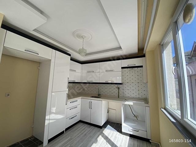 CİHANGİR EMLAKTAN ŞEHİR İÇİ 5+1 SATILIK DUBLEKS DAİRE - Görsel 27