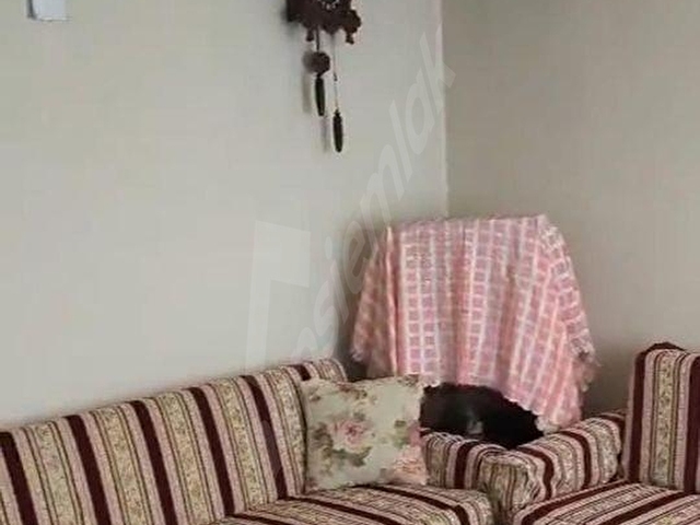 MERKEZ EMLAKTAN FATİHTE KADINLAR PAZARINA YAKIN 4+2 SATILIK - Görsel 2