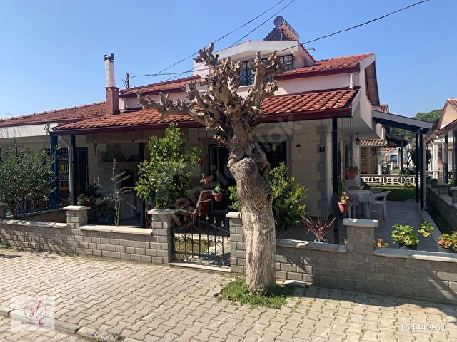 Nazilli Sitesi nde, Tadilatlı, Önü Açık, Satılık, 2+1 Villa - Görsel 2