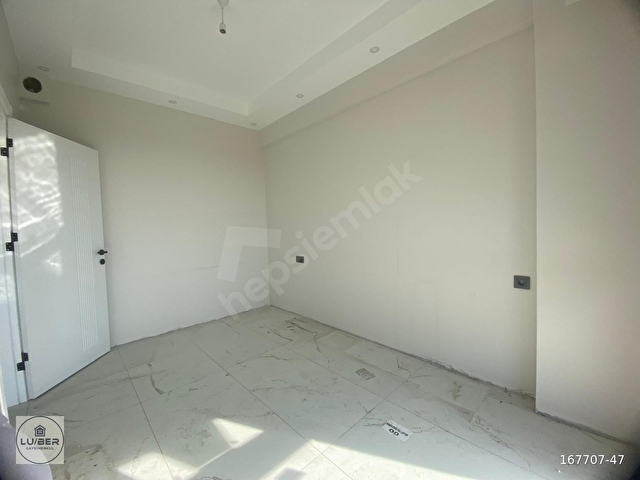 SİTE İÇİNDE YÜZME HAVUZLU BAHÇE KATI 1+1 SATILIK DAİRE - Görsel 11