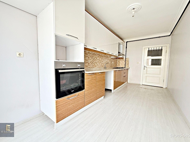 İSTASYON CADDESİNDE_ÖN CEPHE_YAPILI_KREDİ LİMİTSİZ_KATTA LÜX 3+1