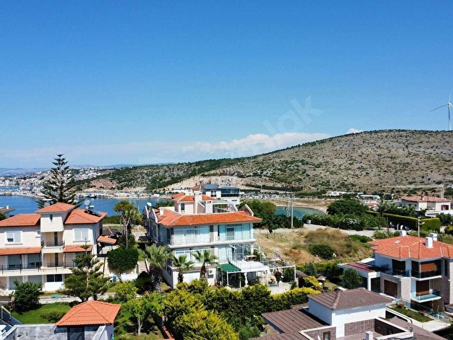 FENERBURNUNDA MUHTEŞEM DENİZ MANZARALI 300 M2 ARSA İÇİNDE 5+2 - Görsel 2
