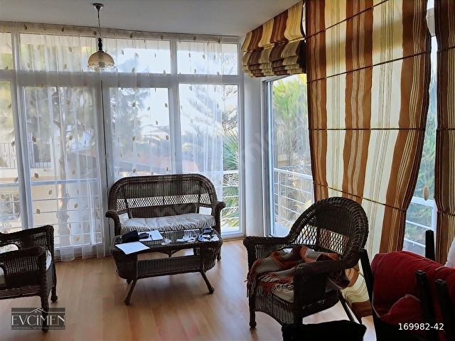 FENERBURNUNDA MUHTEŞEM DENİZ MANZARALI 300 M2 ARSA İÇİNDE 5+2 - Görsel 15