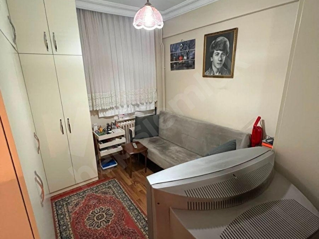 Merter Kınalıtepe Sk. Asansörlü 135m2 Bakımlı Daire - Görsel 19