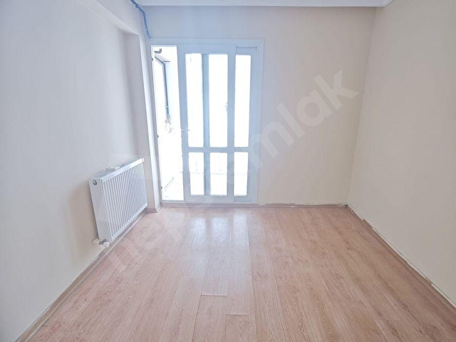 GÖZTEPE METRO YAKINI 3+1.DOĞALGAZLI BAKIMLI 3.KAT.DAİRE - Görsel 14