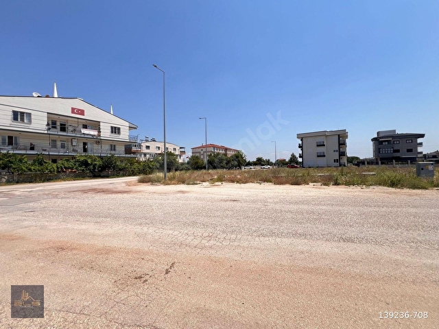 YENİKÖYDE VALİ KONAKLARI2 SINIRI 307 M2 0.80 EMSAL KONUT ARSASI - Görsel 12