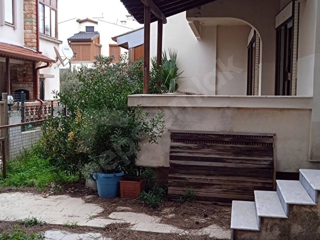 Urla, Kalabak, Muhteşem Deniz Manzaralı, Denize 35 Metre mesafede Dubleks Villa - Görsel 19