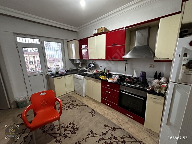 KARATAŞ MAHALLESİNDE MERKEZİ KONUMDA SATILIK 3+1 DAİRE - Görsel 6