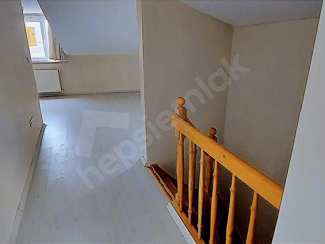 BAHÇELİEVLER SOĞANLIDA 12 YILLIK 2+1 DUBLEX DAİRE - Görsel 23
