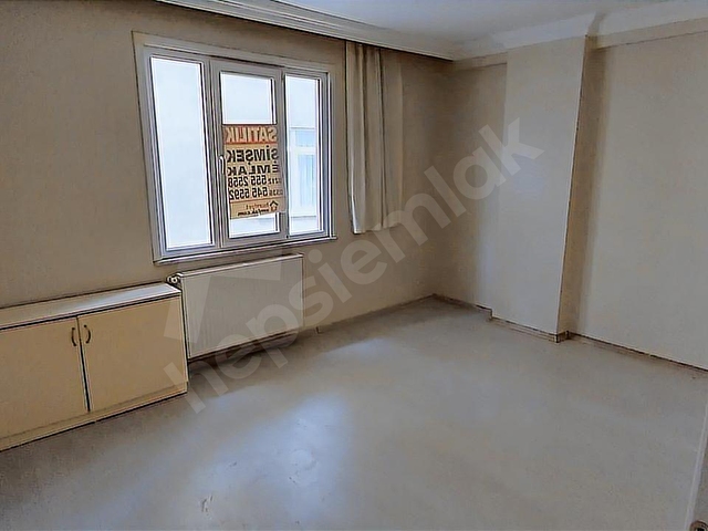 BAHÇELİEVLER SOĞANLIDA 12 YILLIK 2+1 DUBLEX DAİRE - Görsel 7
