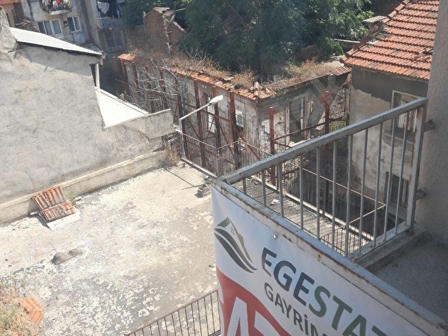 Egestate Gayrimenkul den İzmirin kalbi Konakta fırsat daire - Görsel 10