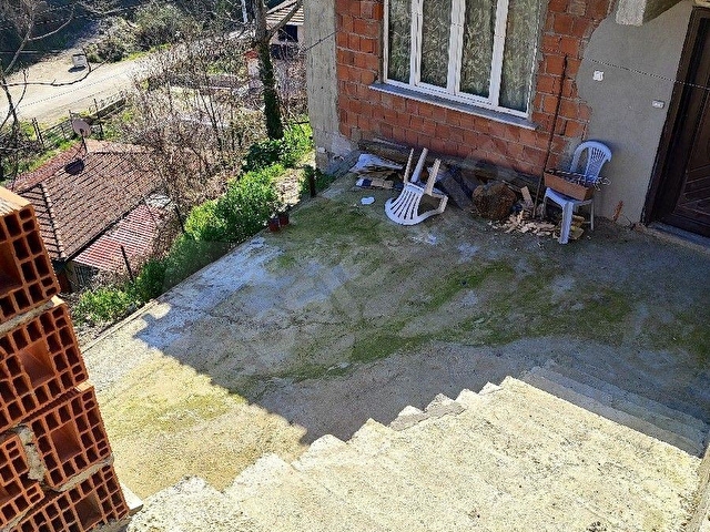 Y.DEĞİRMENDERE 2270 M2 ARSA İÇİNDE DÖRT ADET MÜSTAKİL EV.(hayvancılığa uygun) - Görsel 18