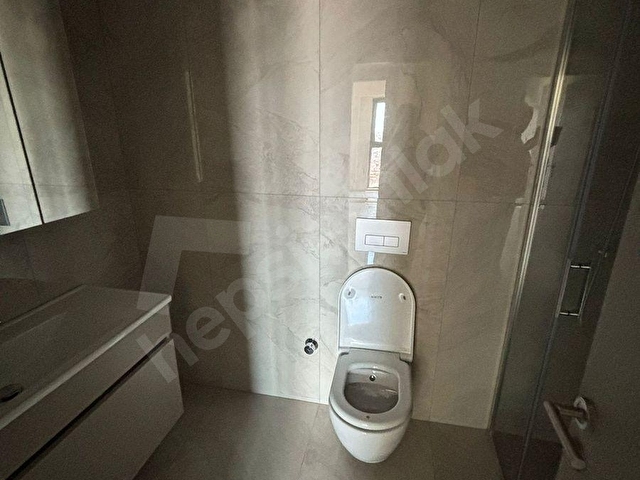 FETİHTEPE TOKİDE 2+1 HALİÇ MANZARALI BALKONLU KİRALIK ŞIK DAİRE - Görsel 27