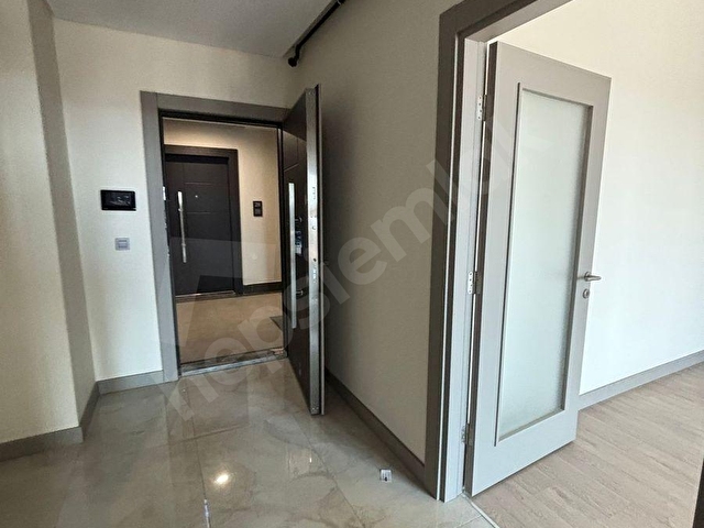 FETİHTEPE TOKİDE 2+1 HALİÇ MANZARALI BALKONLU KİRALIK ŞIK DAİRE - Görsel 29
