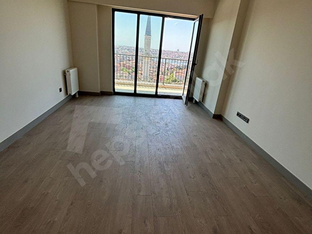 FETİHTEPE TOKİDE 2+1 HALİÇ MANZARALI BALKONLU KİRALIK ŞIK DAİRE - Görsel 4