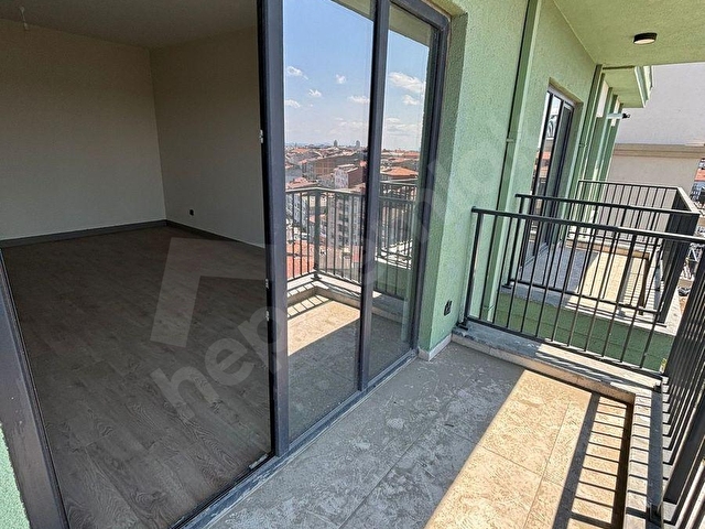 FETİHTEPE TOKİDE 2+1 HALİÇ MANZARALI BALKONLU KİRALIK ŞIK DAİRE - Görsel 8