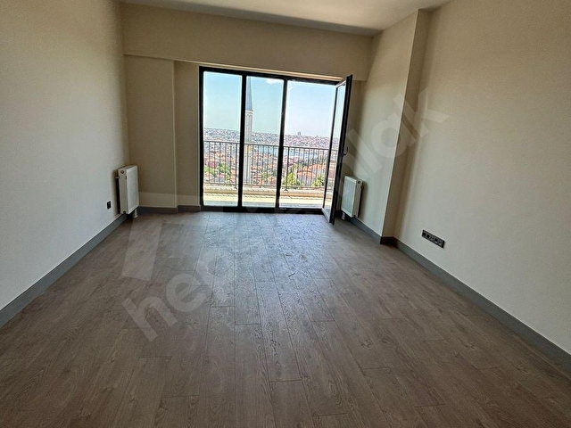 FETİHTEPE TOKİDE 2+1 HALİÇ MANZARALI BALKONLU KİRALIK ŞIK DAİRE - Görsel 7
