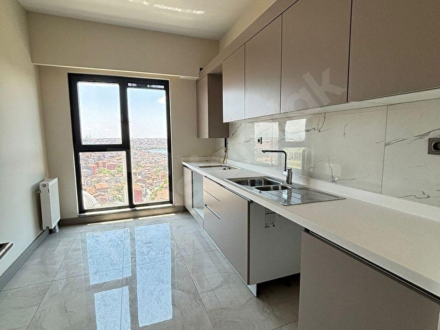 FETİHTEPE TOKİDE 2+1 HALİÇ MANZARALI BALKONLU KİRALIK ŞIK DAİRE - Görsel 17