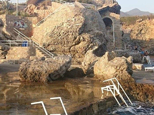 BOZYAZI GÜNEYSU SİTESİNDE SATILIK TRIBLEKS YAZLIK VİLLA - Görsel 9