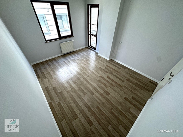 NERGİSTEN ALTINKUMDA NET 70 m² ARA KAT ADA MUTFAKLI SATILIK 1+1 - Görsel 7