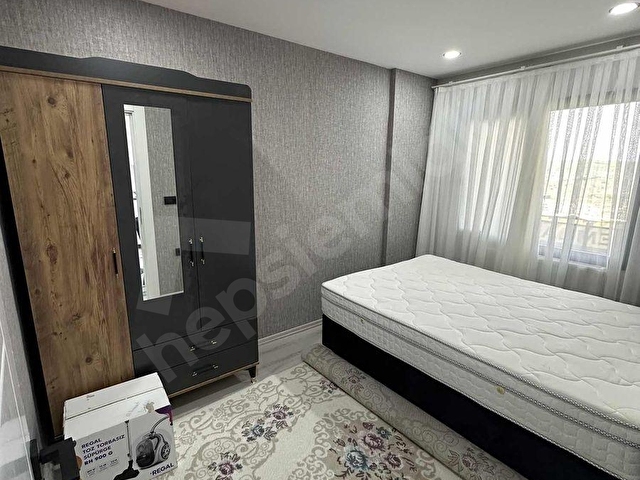 SÜRER EMLAK`TAN KİRALIK FUL SIFIR EŞYALI 1+1 DAİRE`MİZ ARA KATTA - Görsel 10