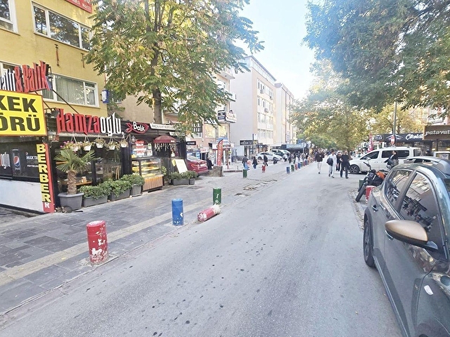 SELANİK 2 SOKAKTA REVİZYONLU 6 BÖLMELİ KİRALIK BOŞ OFİS/BÜRO - Görsel 22