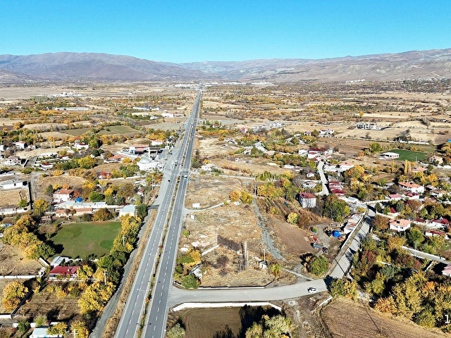 REHBEREMLAKTAN SİVAS ANA YOLU ÜZERİ 2042 M2 TİCARİ ARSA 5 KAT - Görsel 13