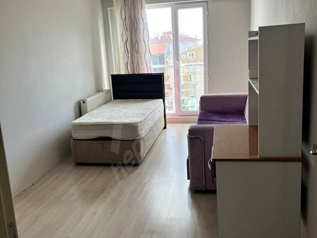 SAHİBİNDEN SATILIK YENİŞEHİRDE UYGUN FİYATLI 2+0 DAİRE - Görsel 7