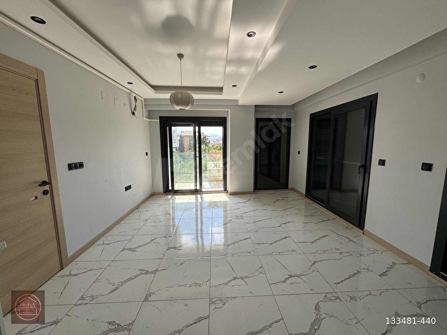 MERKEZDE,ULAŞIM VE SOSYAL HAYATA BİR ADIM MESAFEDE SATILIK DAİRE - Görsel 5