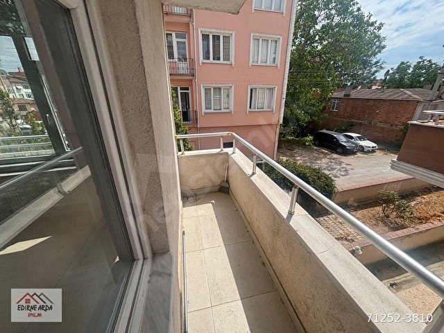 Arda emlak ofisinden Ayşekadın yakını ara kat kapalı balkonlu daire - Görsel 15