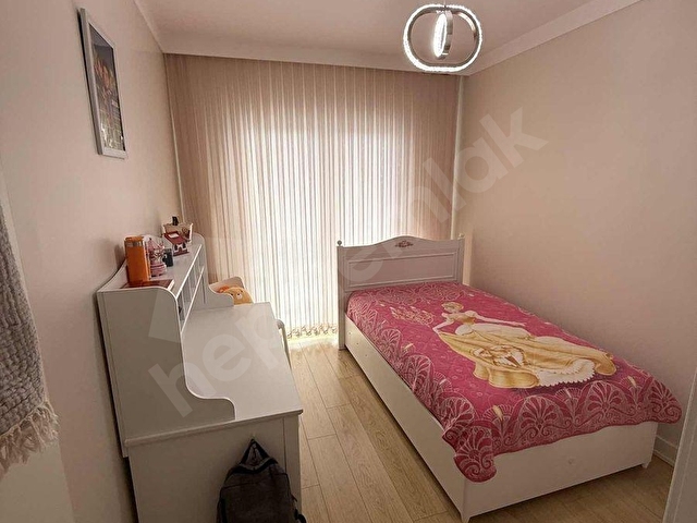 TEMA İSTANBUL 6 KATLI PEYZAJ MANZARALI SATILIK 3+1 155m2 SATILIK - Görsel 4