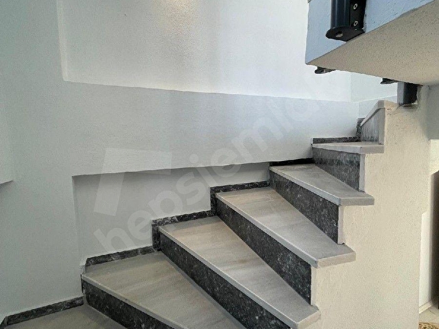 AVŞA YİĞİTLERDE ACİL SATILIK MÜSTAKİL VİLLA - Görsel 13