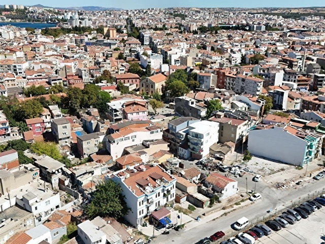 TARİHE VE DENİZE YÜRÜME MESAFESİNDE MERKEZİ YATIRIM FIRSATI ! - Görsel 30