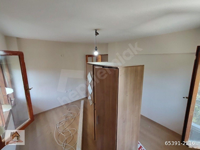 HALİL EMLAK TAN YÜKSEK GİRİŞ SOBALI BEKARA ÇALIŞANA 3+1 110 M2 20 000 TL - Görsel 12
