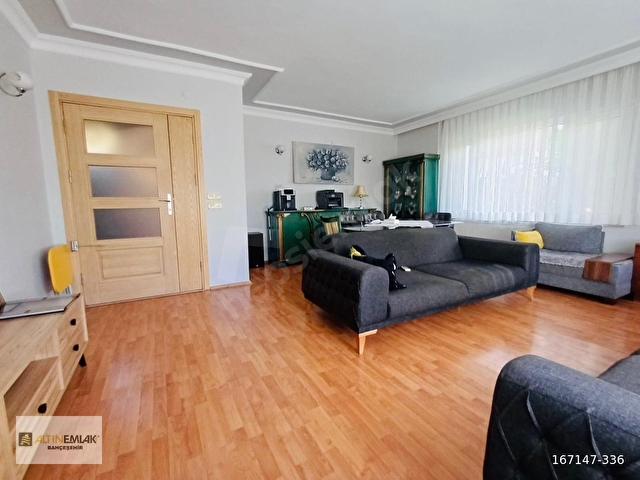 Beylikdüzü Cumhuriyet Mahallesi Ebru Sitesi Kiralık Daire - Görsel 7