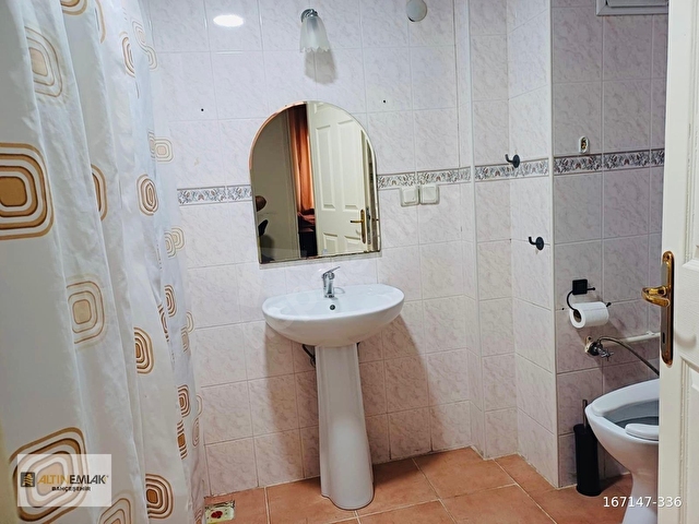 Beylikdüzü Cumhuriyet Mahallesi Ebru Sitesi Kiralık Daire - Görsel 12