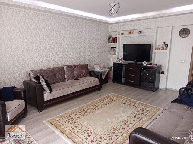 GENİŞ GİYİNME ODALI KATTA CADDE ÜSTÜ ÔN CEPHE KREDİ LİMİTSİZ - Görsel 9