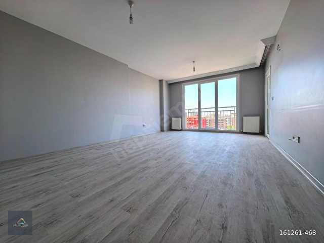 YAŞAMDAN SULTANBEYLİ SULTOWN SİTESİNDE AİLEYE UYGUN GENİŞ 3+1 - Görsel 2