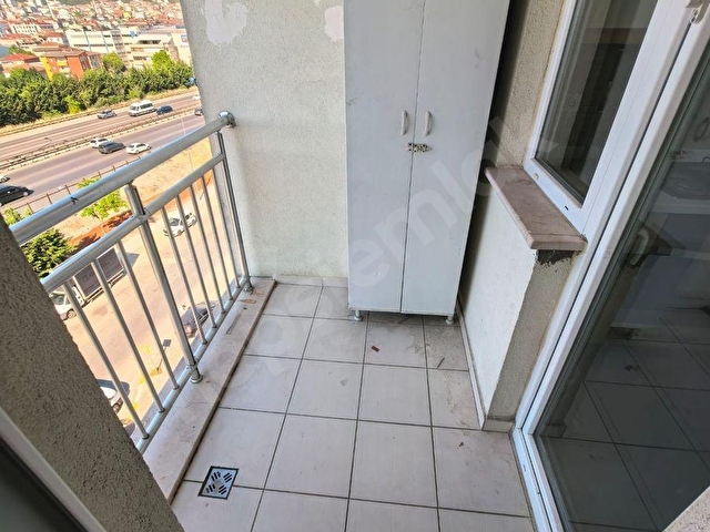 YAŞAMDAN SULTANBEYLİ SULTOWN SİTESİNDE AİLEYE UYGUN GENİŞ 3+1 - Görsel 11