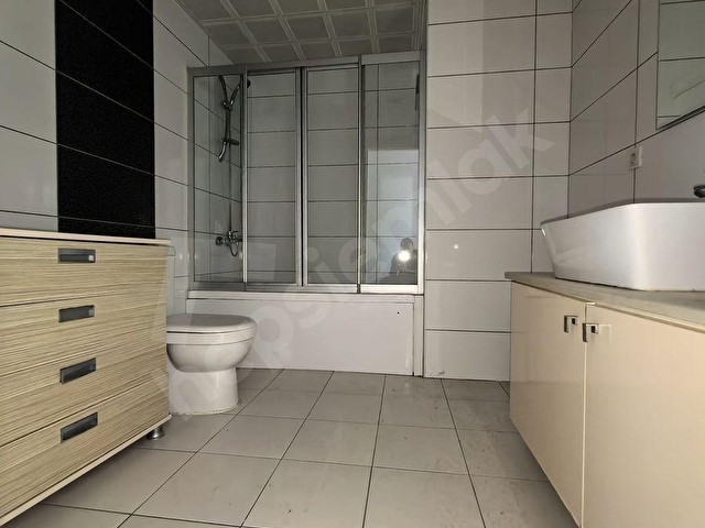 YAŞAMDAN SULTANBEYLİ SULTOWN SİTESİNDE AİLEYE UYGUN GENİŞ 3+1 - Görsel 25