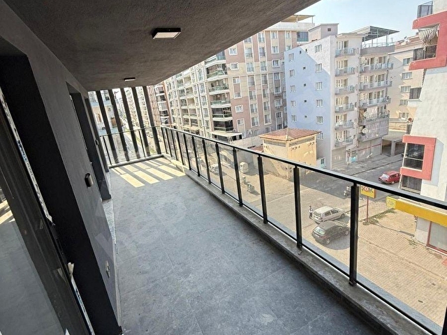 AYDIN İNCİRLİOVANIN EN GÖZDE BİNASINDA SATILIK LÜKS 3+1 DAİRE - Görsel 24