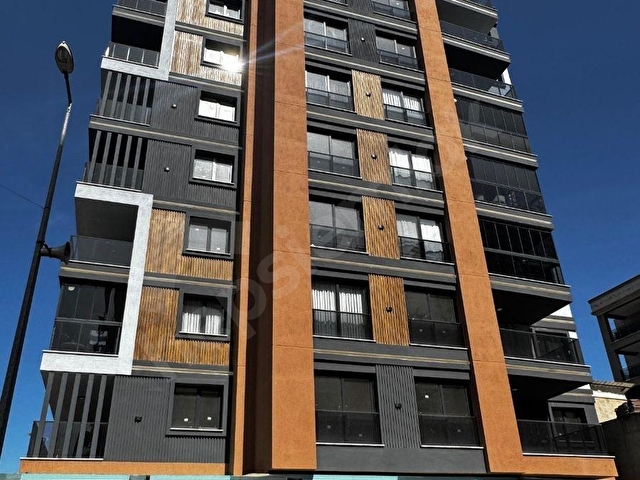 AYDIN İNCİRLİOVANIN EN GÖZDE BİNASINDA SATILIK LÜKS 3+1 DAİRE