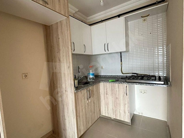 MK TERAS SİTESİ SATILIK 1+1 ARAKAT BÜYÜK m2 ÇİFT CEPHELİ DAİRE - Görsel 4