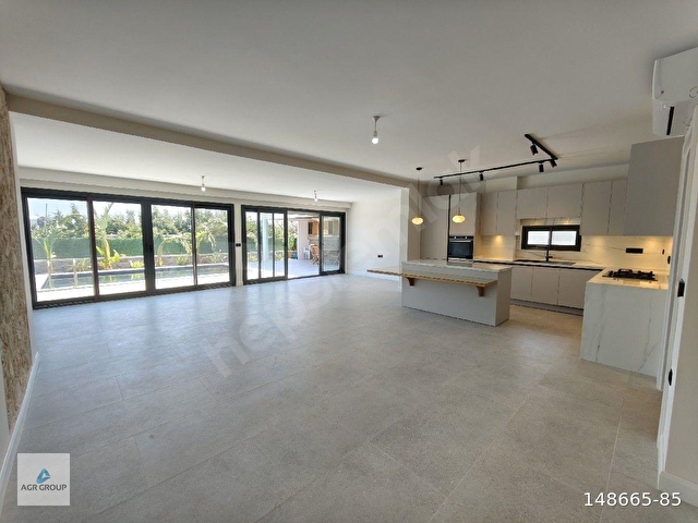 500 M2 ARSA İÇİNDE MÜSTAKİL HAVUZLU OTOPARKLI LÜX VİLLA ! - Görsel 14