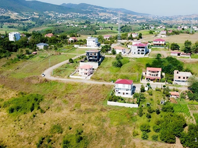 REELDEN KAPANMAZ DENİZ VE DOĞA MANZARALI SATILIK 422 M2 ARSA - Görsel 8