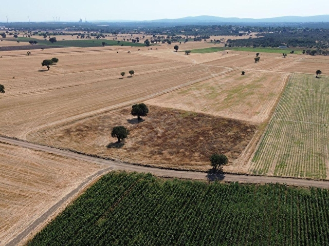 KUMBURUNDA 4.863 m² BOYUTUNDA DEVASA YATIRIMLIK ARAZİ - Görsel 25