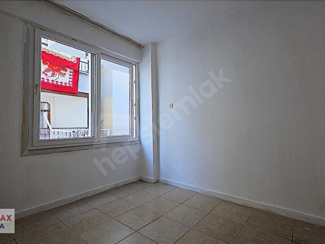 REMAX RİNADAN BAHÇELİEVLER MAH.DE MERKEZİ KONUMDA 2+1 DAİRE - Görsel 9