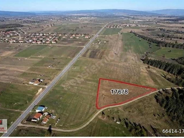 Silivri Balaban 305 m 2 kat imarlı emsal:0.25 satılık arazi